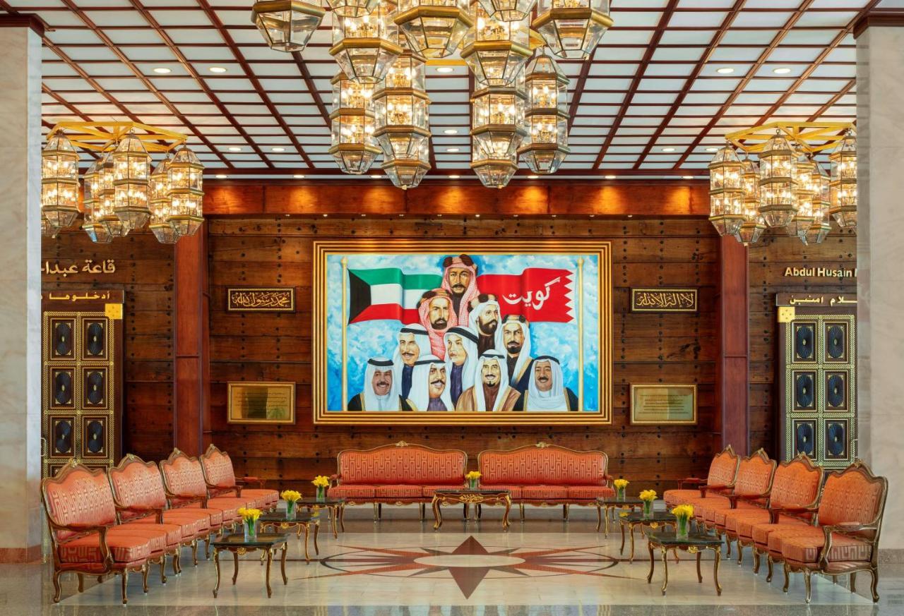 Radisson Blu Hotel, Kuwait Kuwait City Exterior foto
